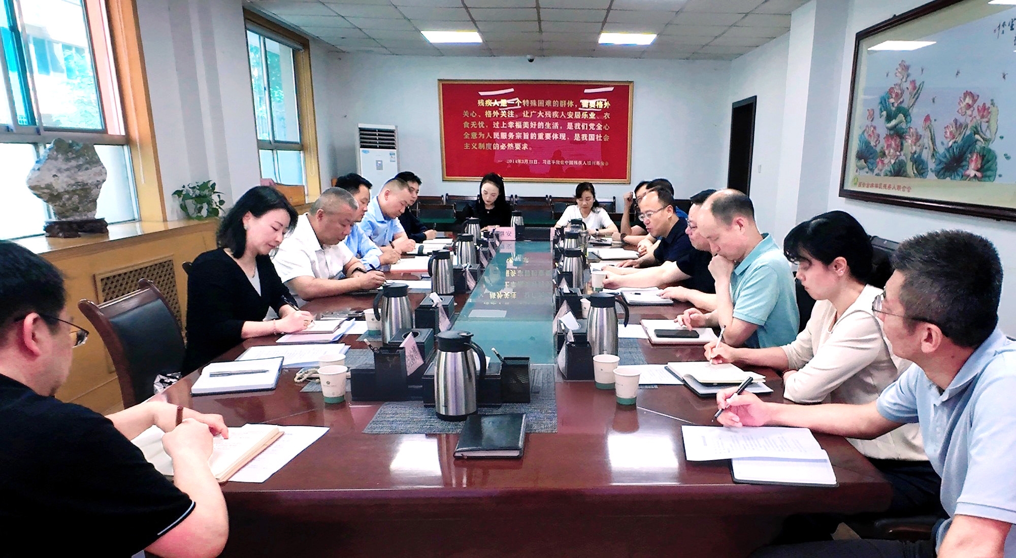 強(qiáng)盛一行赴西安市殘疾人聯(lián)合會(huì)開(kāi)展專(zhuān)題調(diào)研——共商殘疾人康復(fù)養(yǎng)老事業(yè)發(fā)展，探索科技助殘服務(wù)新模式