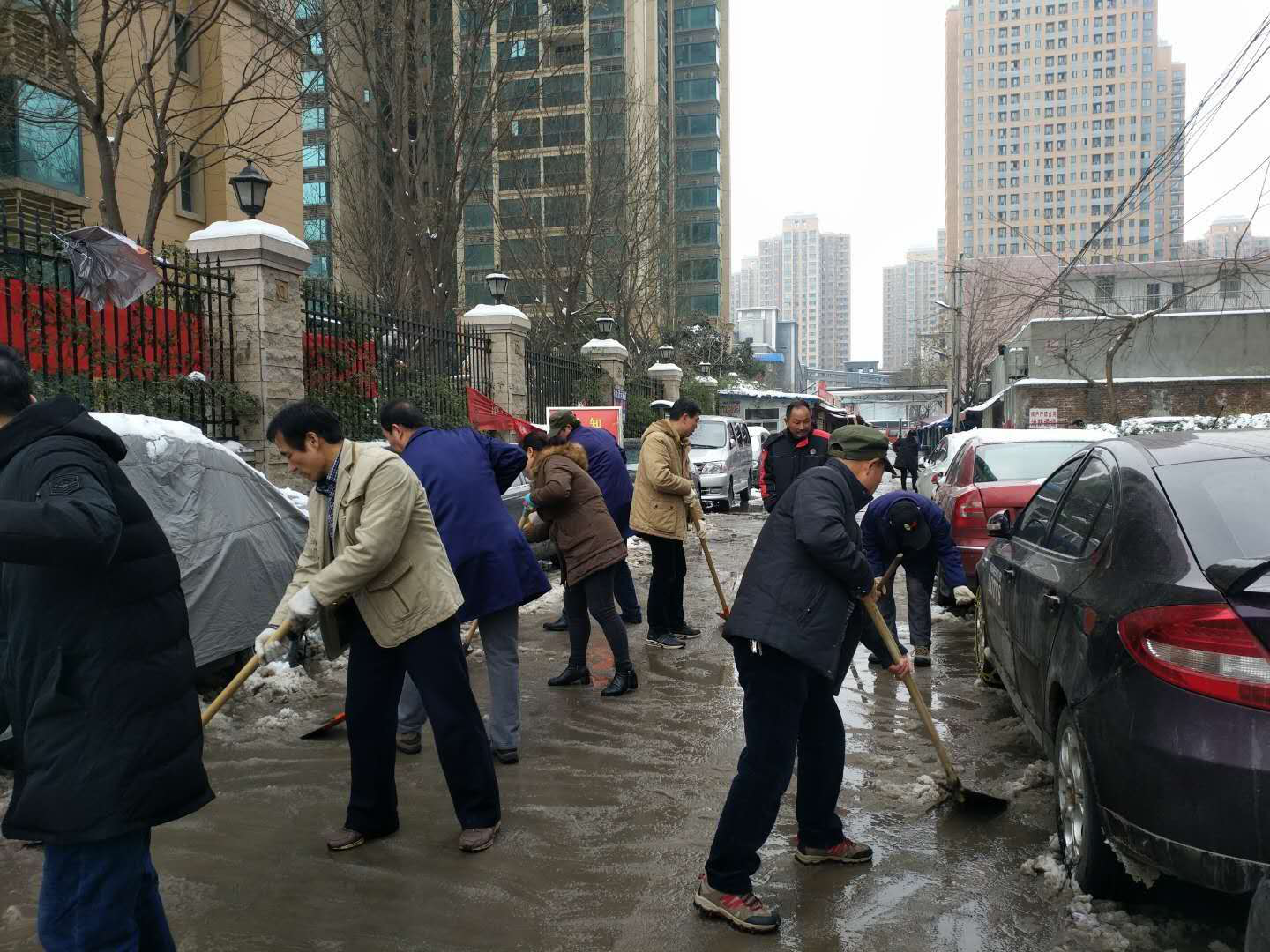 “以雪為令，御雪奮戰(zhàn)” 西安工業(yè)投資集團再行動